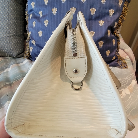 Louis Vuitton Ivory Epi Madeline Leather Handbag PM - Picture 4 of 12